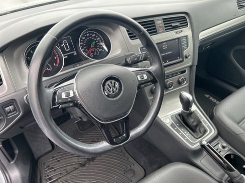 Used 2016 Volkswagen Golf SE w/ Lighting Package image 22