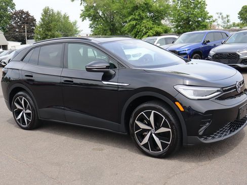 Used 2023 Volkswagen ID.4 Pro S AWD/4WD image 4