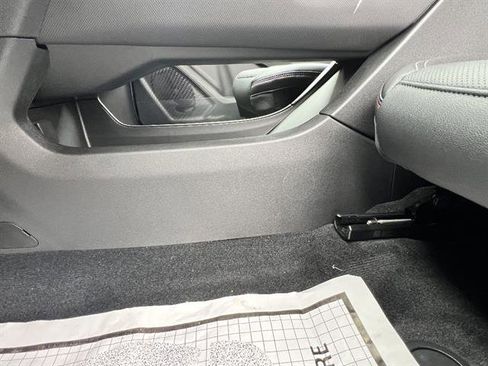 New 2026 Chevrolet Equinox EV RS image 17