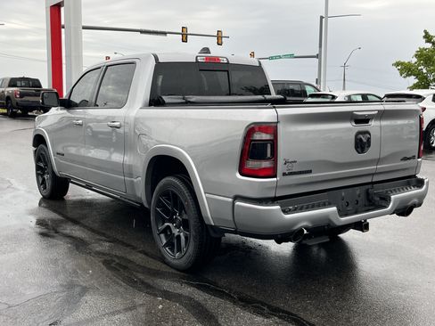 Used 2022 RAM 1500 Laramie AWD/4WD image 9