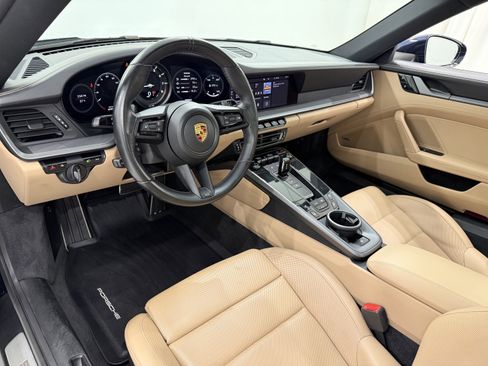 Certified 2021 Porsche 911 Carrera 4S image 4