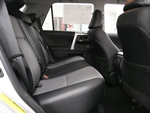 Certified 2024 Toyota 4Runner SR5 Premium image 23