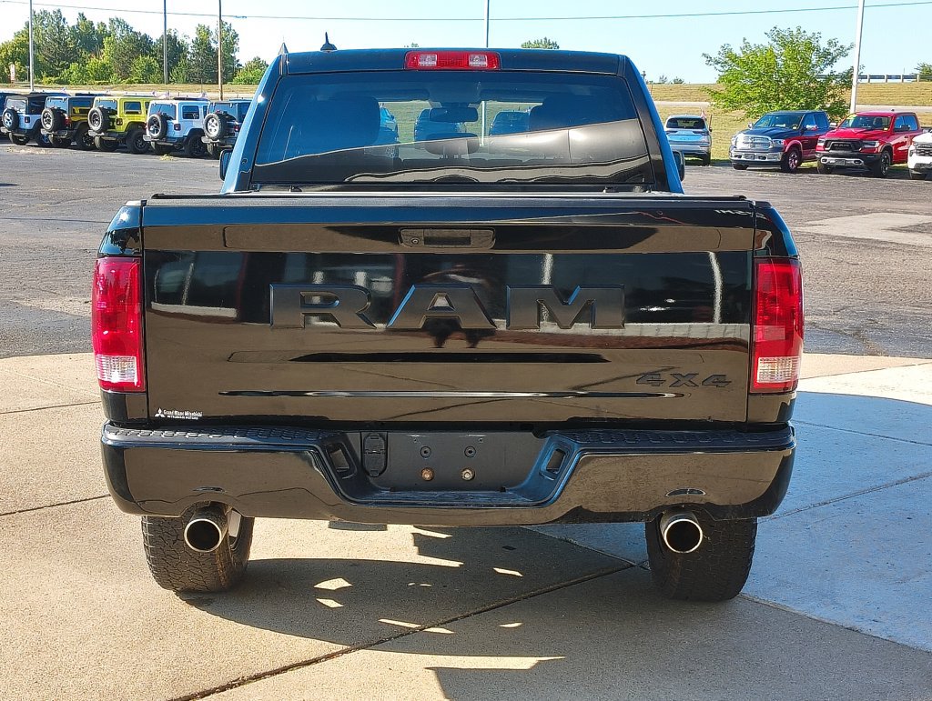 Used 2020 RAM 1500 Express w/ Wheel & Sound Group AWD/4WD image 16