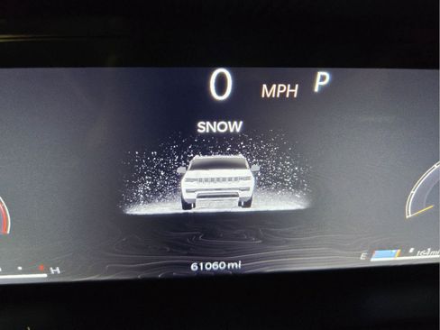 Used 2024 Jeep Wagoneer Series II AWD/4WD image 37