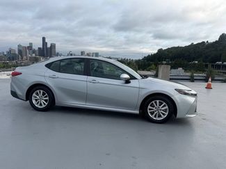 Used 2025 Toyota Camry LE FWD video 2
