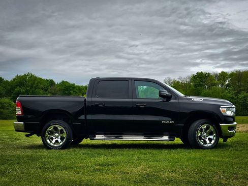 Used 2024 RAM 1500 Big Horn AWD/4WD image 3