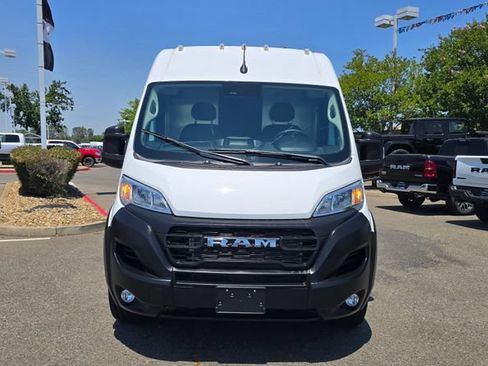 Used 2025 RAM ProMaster 2500 w/ Convenience Group FWD image 2