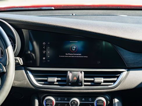 Used 2020 Alfa Romeo Giulia Ti AWD/4WD image 21