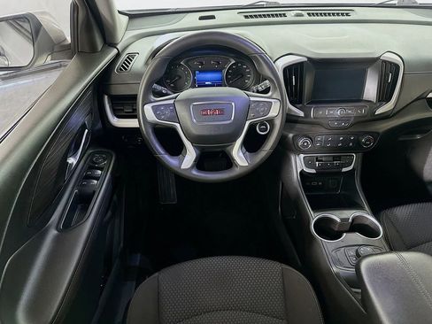Used 2022 GMC Terrain SLE AWD/4WD image 4