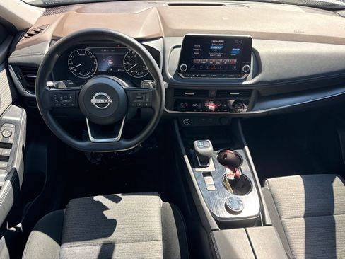Used 2023 Nissan Rogue SV AWD/4WD image 22
