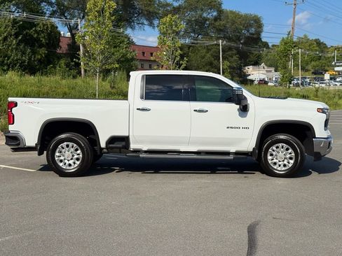 Used 2024 Chevrolet Silverado 2500 LTZ w/ LPO, Dark Essentials Package AWD/4WD image 7