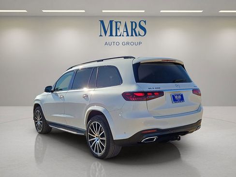 Used 2024 Mercedes-Benz GLS 450 4MATIC w/ Pinnacle Trim Package image 3
