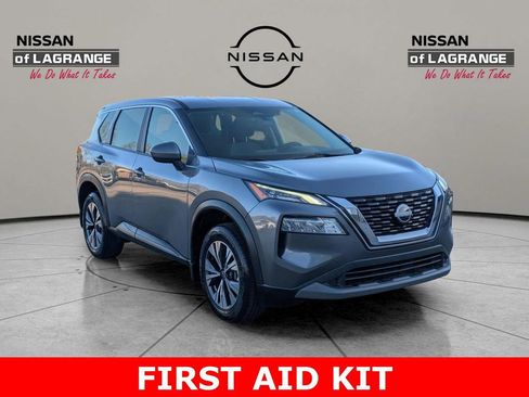 Certified 2023 Nissan Rogue SV image 3