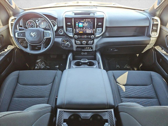 Used 2026 RAM 1500 Express AWD/4WD image 23