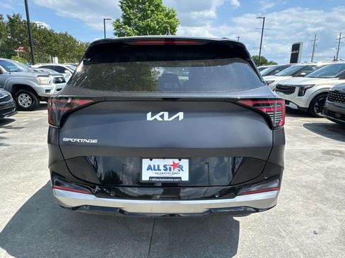 New 2026 Kia Sportage SX FWD image 7