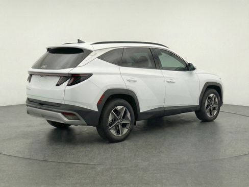 Used 2025 Hyundai Tucson SEL AWD/4WD image 9