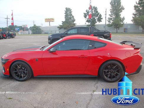 Used 2024 Ford Mustang Dark Horse w/ Dark Horse Handlin Package RWD image 2