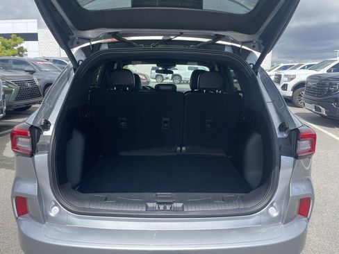 Used 2024 Ford Escape ST-Line image 32