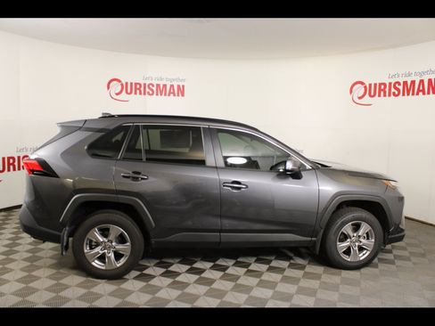 Used 2024 Toyota RAV4 XLE w/ Convenience Package FWD image 9