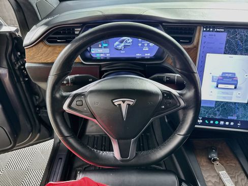 Used 2020 Tesla Model X Long Range AWD/4WD image 15