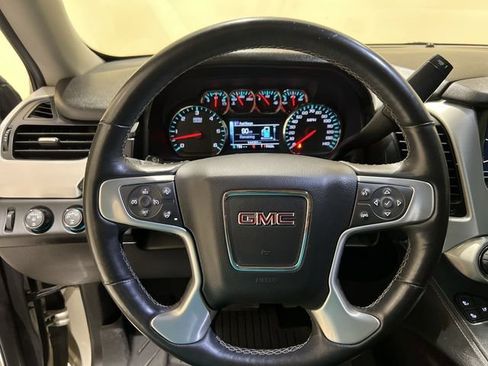 Used 2017 GMC Yukon SLT w/ Open Road Package AWD/4WD image 10