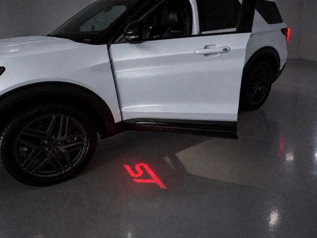 Used 2026 Ford Explorer ST AWD/4WD image 16