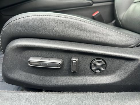 Used 2021 Honda Accord Touring image 19