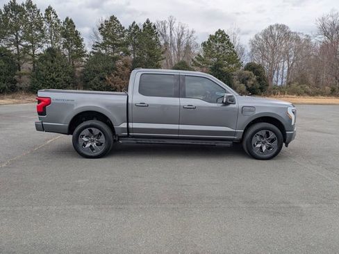 Certified 2023 Ford F150 Lightning Lariat w/ Equipment Group 511A High image 3