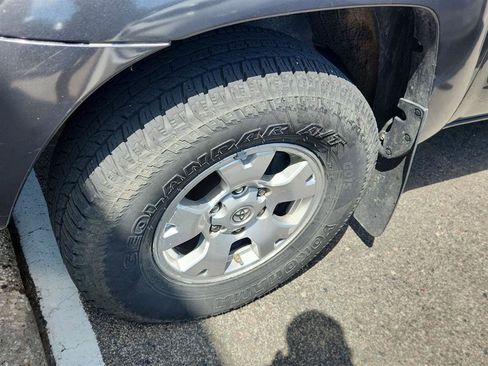 Used 2010 Toyota Tacoma 4x4 Double Cab image 9