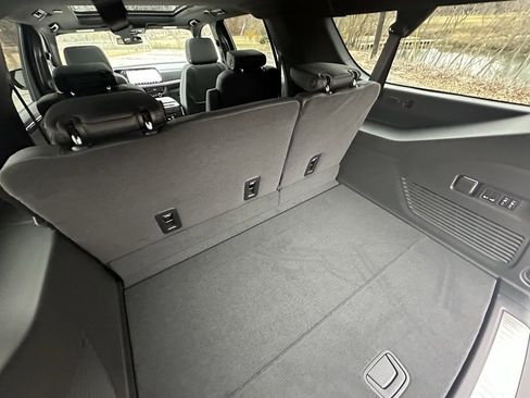 New 2026 Chevrolet Suburban RST w/ RST Capability Package image 16