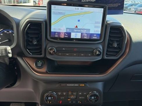 Used 2021 Ford Bronco Sport Outer Banks w/ Outer Banks Package image 10