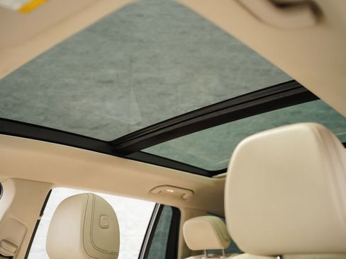 Used 2023 Mercedes-Benz GLS 450 4MATIC image 32