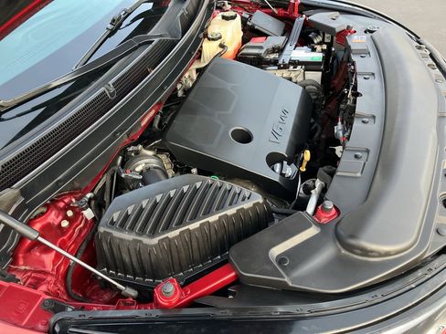 Used 2019 Buick Enclave Essence image 39