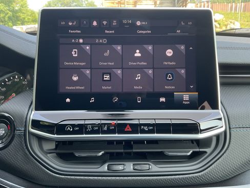 New 2025 Jeep Compass Limited w/ Sun & Sound Group image 24