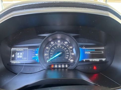 Used 2022 Ford Edge SEL image 16