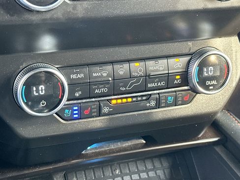 Used 2021 Ford Expedition Max King Ranch image 19