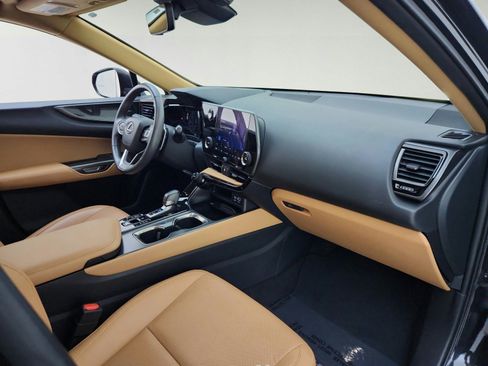 Used 2024 Lexus NX 350 AWD w/ Cold Area Package image 28