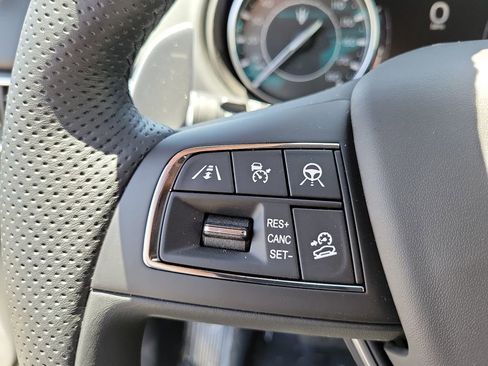 Used 2024 Maserati Levante GT Ultima image 7