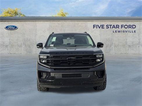 New 2025 Ford Expedition Max Platinum w/ Driver's Package image 8