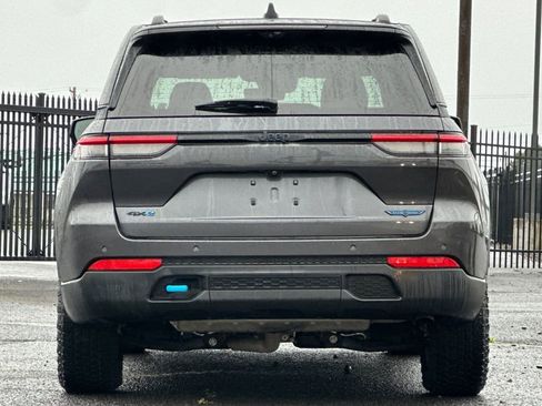 Used 2023 Jeep Grand Cherokee Trailhawk w/ Advanced Protech Group II image 4