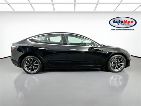 Used 2018 Tesla Model 3 Mid Range image 10