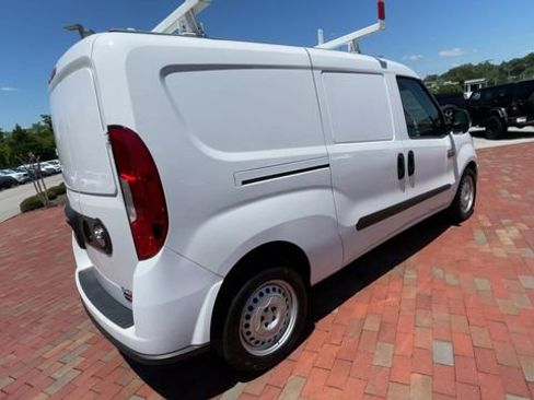 Used 2022 RAM ProMaster City Tradesman FWD image 9