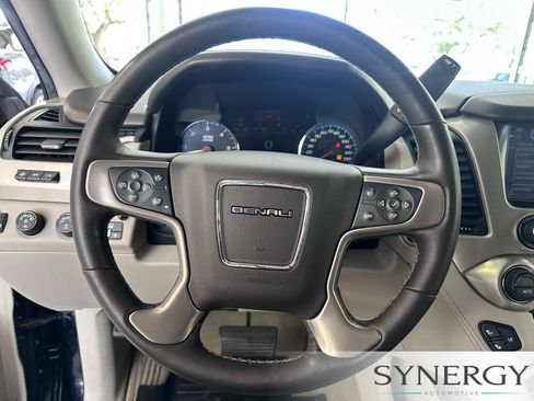 Used 2017 GMC Yukon Denali w/ Open Road Package AWD/4WD image 20