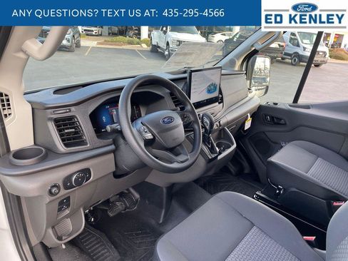 New 2026 Ford Transit 250 148 Medium Roof RWD image 4