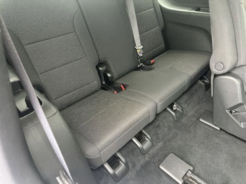 Used 2024 Chevrolet Traverse LT image 21