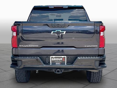 Used 2022 Chevrolet Silverado 1500 Custom Trail Boss AWD/4WD image 5