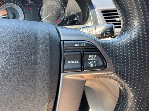 Used 2014 Honda Odyssey EX image 12