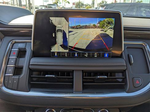 Used 2024 GMC Yukon AT4 w/ AT4 Premium Package image 23