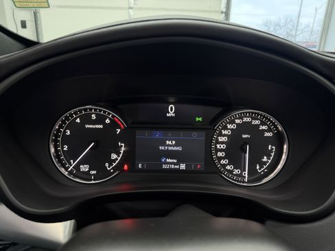 Used 2023 Cadillac XT4 Premium Luxury image 18