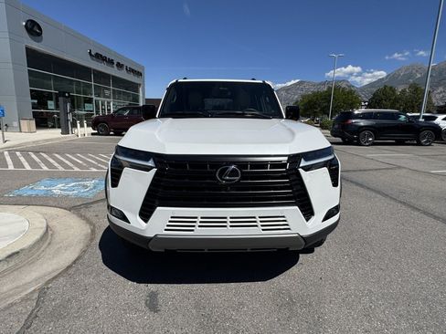 Used 2026 Lexus GX 550 AWD/4WD image 9